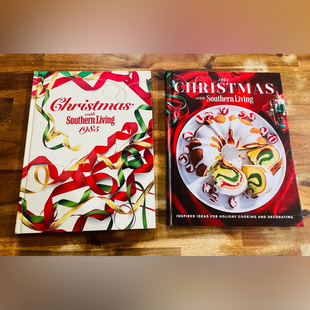 Christmas with Southern Living Book Set –1985 & 2022 Editions In New Condition